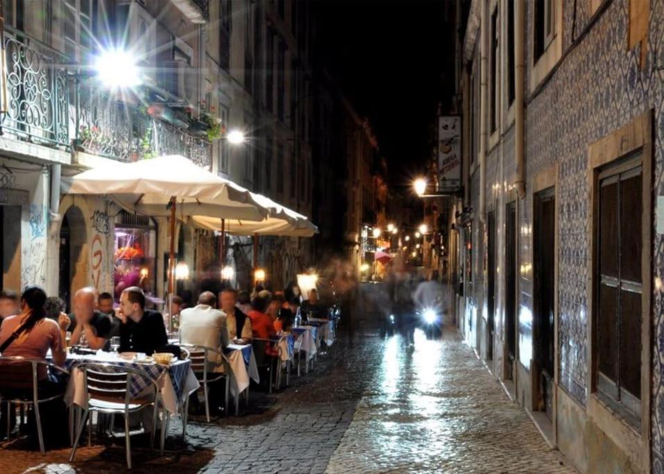 C3 Bairro Alto Cozy Romantic Loft In 18Th Century Building Lisboa Kültér fotó