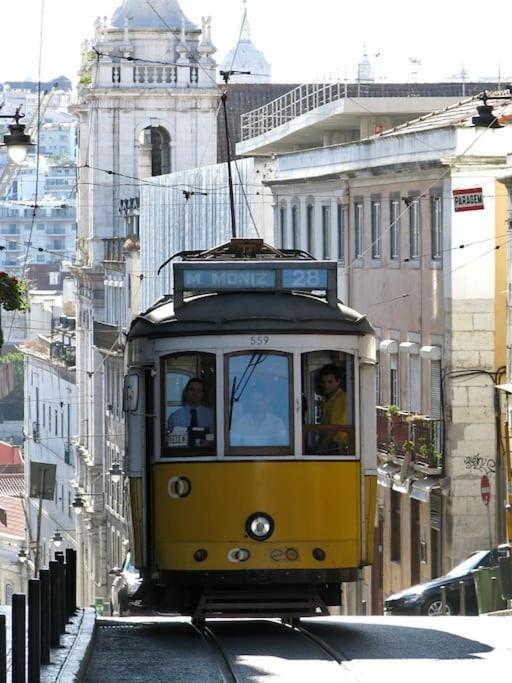 C3 Bairro Alto Cozy Romantic Loft In 18Th Century Building Lisboa Kültér fotó