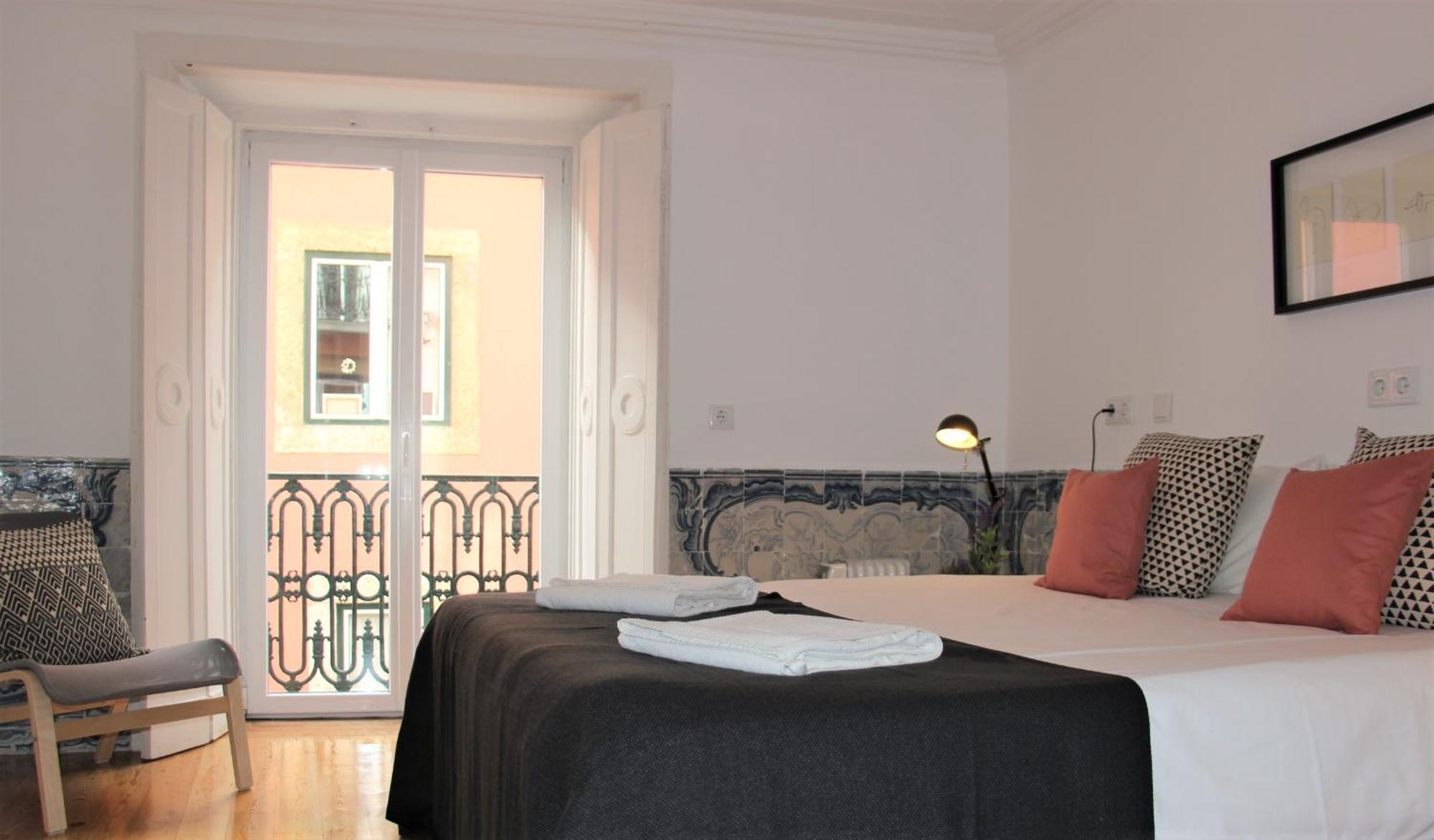 C3 Bairro Alto Cozy Romantic Loft In 18Th Century Building Lisboa Kültér fotó